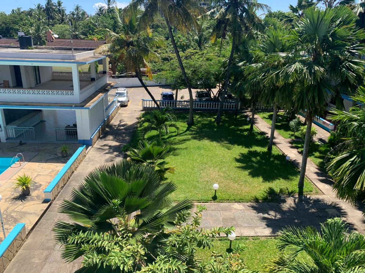 Paradise Resort Apartments Nyali Beach Exterior photo